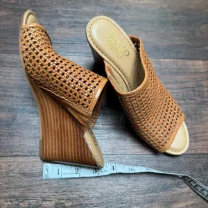 Franco Sarto Tan‎ Sandals Size 5.5 thumbnail 9