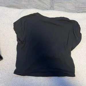 H&M T-shirt thumbnail 3