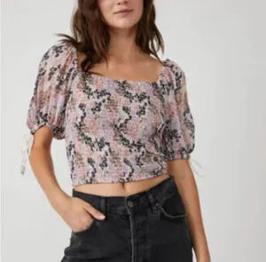 Free People: Back on Top Cropped Blouse thumbnail 2