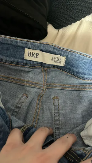 Buckle Jeans thumbnail 3