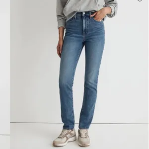 Madewell The Perfect Vintage High Rise Straight‎ Denim Jeans thumbnail 2