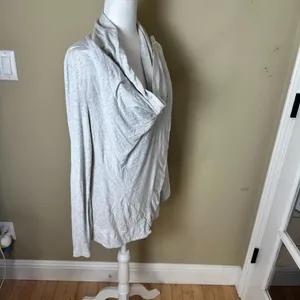 ALO YOGA Double Drape Front Long Sleeve Cardigan Top Size Medium thumbnail 9
