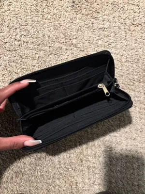 Tommy Hilfiger Wallet thumbnail 2