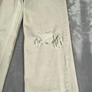PacSun Jeans 90's Boyfriend Women's Sz 24 Beige Cotton Ripped Knees Distressed‎ thumbnail 2