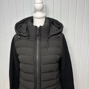 MICHAEL Michael Kors Ultra‎ light weight Black Puffer Jacket with Knit Sleeves M thumbnail 10