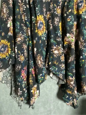 Dark‎ Floral Handkerchief Hem Skirt asymmetrical size XS/ small lagenlook boho thumbnail 8