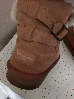 Koolaburra Suede Ankle Boot with Buckle in Rose Pink Size 7.5 thumbnail 6