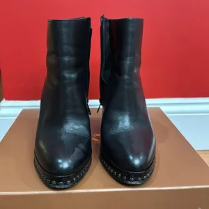 Coach Justina Black Ankle Boots‎ Women's Beaded Chain Accents size 6.5 thumbnail 3