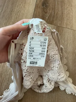 H&M Floral Top thumbnail 4