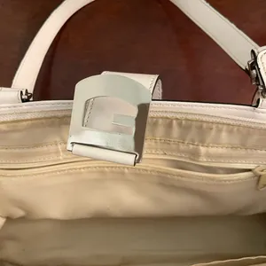 Vintage Y2K Guess White Shoulder Bag with Silver Details Satchel PU thumbnail 13