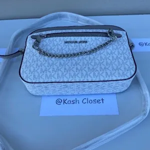 Michael Kors Bright White Chain Crossbody Purse thumbnail 8