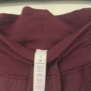 Lululemon Athletica Maroon Joggers thumbnail 3
