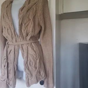 Women's The limited Beige/Khaki Sweater with Belt Size Large thumbnail 3