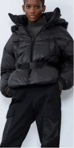 Zara‎ Women's Elegant Black Puffer Jacket Size M thumbnail 1