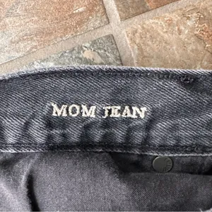 American Eagle Mom Jeans Women's Size 8 Long Black Wash thumbnail 6