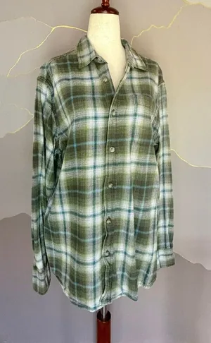 Eddie Bauer Women L Green Plaid Flannel Shirt Button Down Outdoor Cabin thumbnail 1