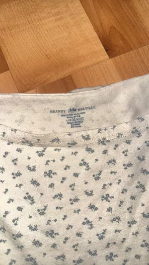 Brandy Melville Top thumbnail 3