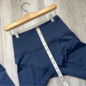 Beyond Yoga Leggings cruz scalloped laser cut womens Navy Blue (medium) workout thumbnail 6