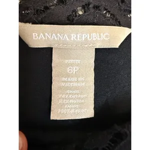 Banana Republic Black Lace Top 6P Business Casual Officewear Sheer Sleeves thumbnail 4