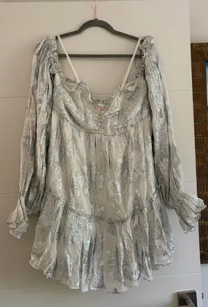 Rocco Sand Silver Ruffle Off Shoulder Mini Dress White Size L thumbnail 1