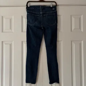 Mother Looker Ankle Fray Jeans Girl Crush‎ Dark Wash Skinny Denim 26 EUC thumbnail 2