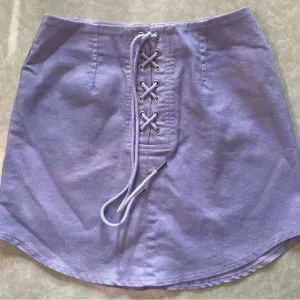 Forever 21 Lilac Purple Lace‎ Up Skirt Size S thumbnail 1