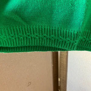 FINAL MARKDOWN Green Sweater Size undefined thumbnail 6