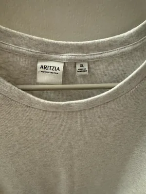 Aritzia Homestretch TNA Long Sleeve thumbnail 2