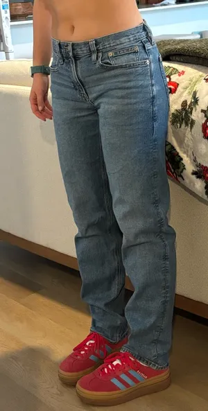 American Eagle Mid-Rise Jeans thumbnail 3