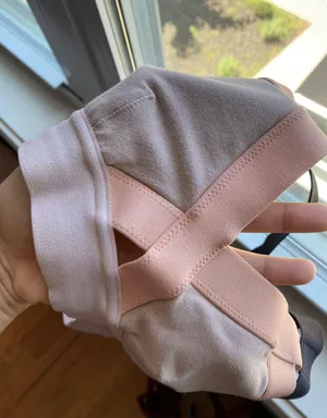Slightly Worn Crop Top/sports Bra thumbnail 4