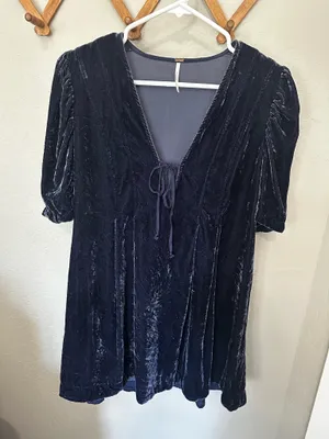 Free People Blue Velvet Solid V-Neck Tie Front Puff Babydoll Mini Dress M thumbnail 1