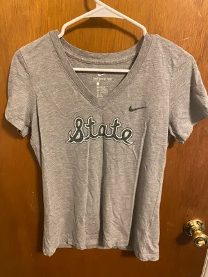 Nike MSU Michigan State University Shirt thumbnail 1