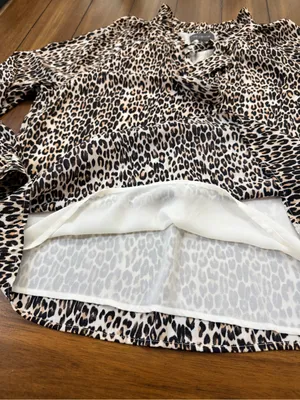 The Limited Leopard Print Tie Neck Blouse Size L Long Sleeve Animal Print thumbnail 6