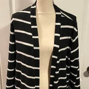 Women’s Les Amis Black and white cardigan. Size Large. thumbnail 2