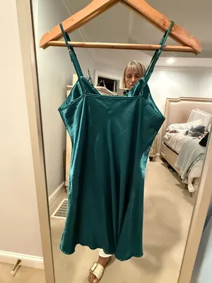 Emerald Green Satin Mini Dress with Spaghetti Straps Size S thumbnail 4