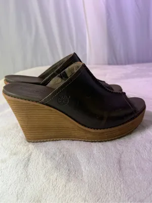 Timberland Women’s Black Leather Wedge Slide Sandals thumbnail 5