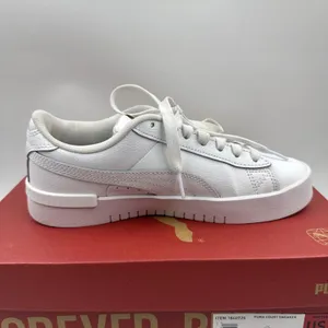 PUMA Court Sneaker, White, Women's Casual Low Top Leather Shoes Size 6.5 thumbnail 11