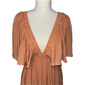Vestique V-Neck Open Back Peach Ruffled Maxi Lined Dress Size M thumbnail 11