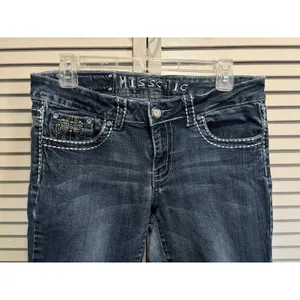 Y2K Miss Chic Low Rise Bootcut Jeans‎ Sz 9 Thick Stitch Rhinestone Embroidered thumbnail 2