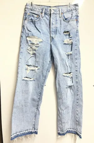 LEVIS Ribcage Straight Ankle Women’s 28 100% Cotton Ripped Jeans Button Fly thumbnail 1