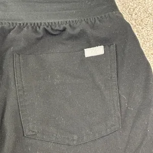 Figs Zamora‎ Jogger Women S Black High Waisted Technical Scrub Pants W22SW2012 thumbnail 6