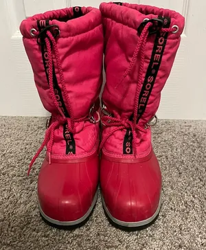 Sorel pink puffer snow boots size 6 thumbnail 1