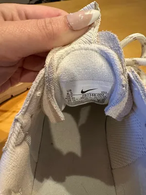 Nike Air Sneakers Women’s thumbnail 6