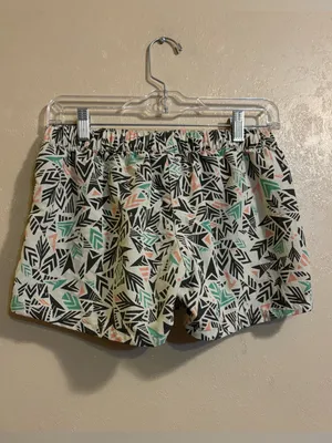 Patagonia women’s Barely Baggies Shorts sz S thumbnail 2