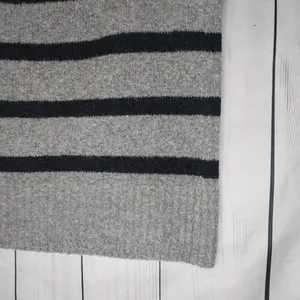 Abercrombie & Fitch Gray and Black Striped Cropped Casual 90’s Women's Top thumbnail 7