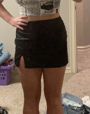 Le lis Black satin mini skirt thumbnail 5