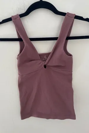 Intimately Free People XS/S‎ Mauve Ribbed Twist Front Keyhole Tank Top thumbnail 1