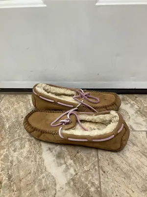 UGG Dakota Brown Suede Slippers Moccasin Sheepskin Wool Lined Size 8 Women’s thumbnail 6