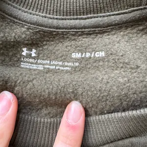 Under Armour Rival Fleece Camo Script Crew Sweatshirt thumbnail 9