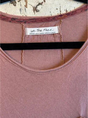 Free People Oversized “Take it Easy” pocket t-shirt dusty pink size medium thumbnail 2
